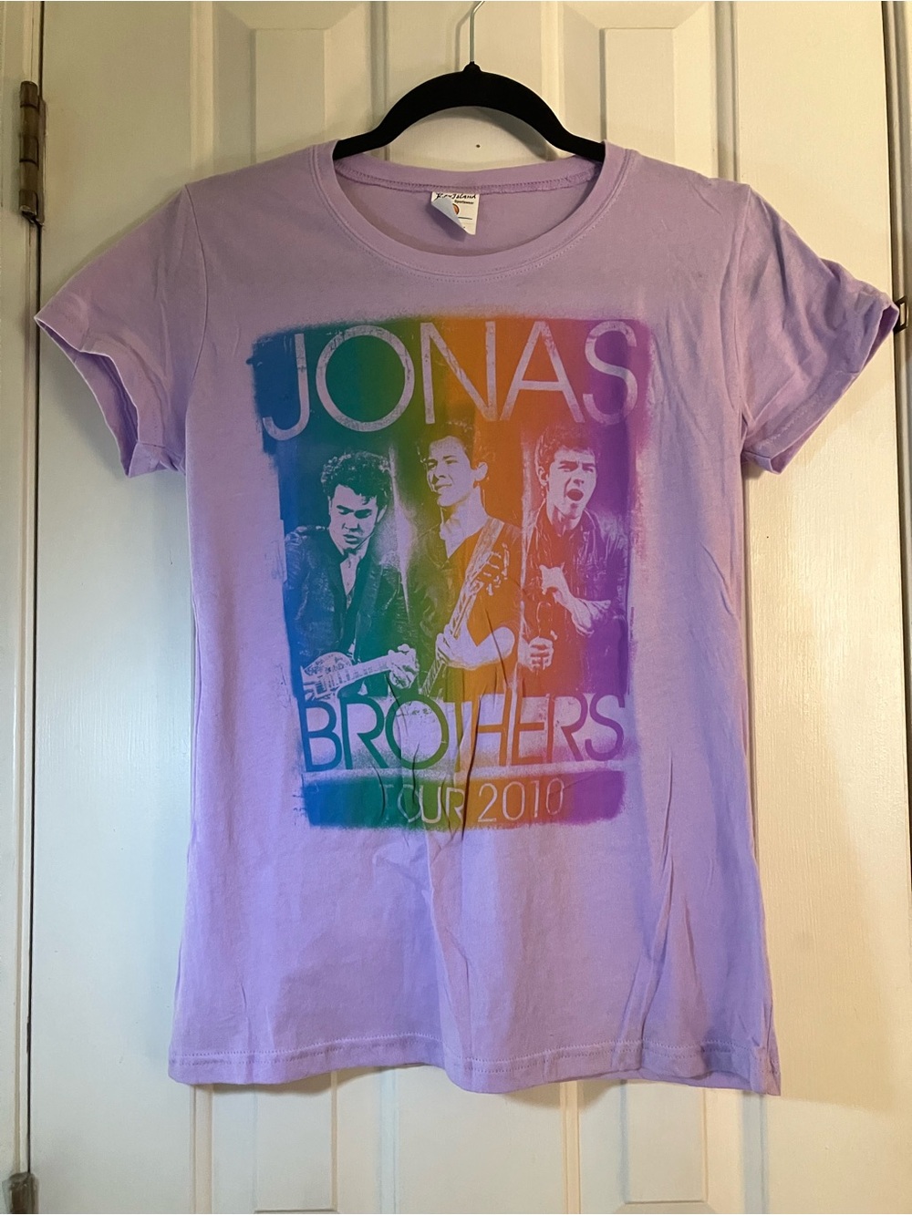 Jonas Brothers Tour 2010 Lavender Graphic Tee Short Sleeve - youth large